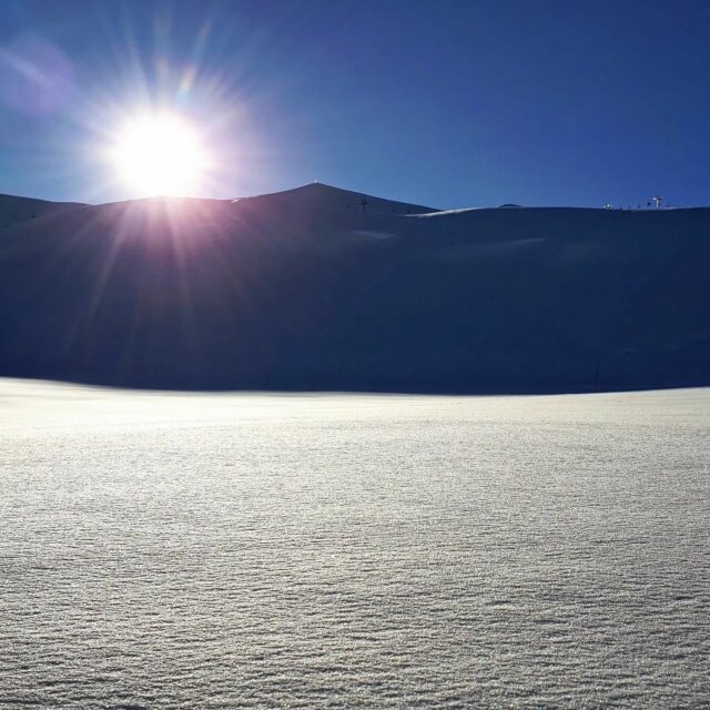 Break. Pause. Respiration. Home sweet home.
On se revoit en 2024.